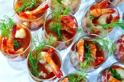 Big, fat, perfectly cooked gorgeous shrimp. New Years Eve Appetizer: Mini shrimp cocktail | Handspire