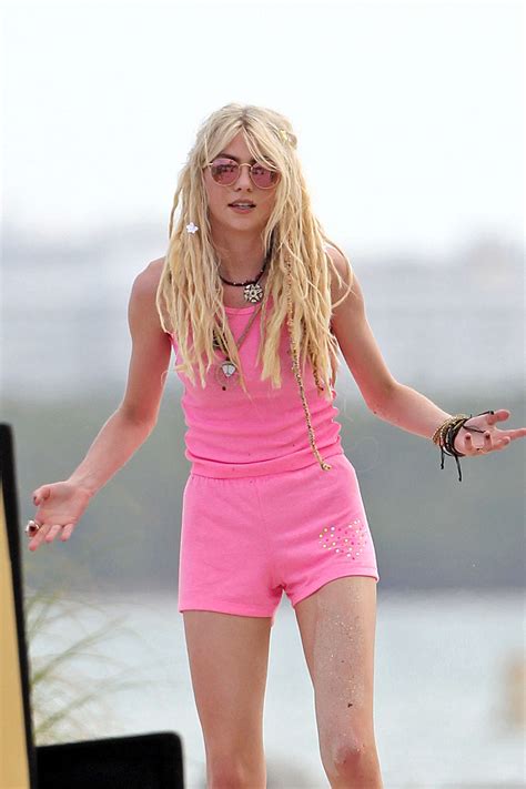 Taylor Momsen At The Beach On The Set For A Music Video In Miami