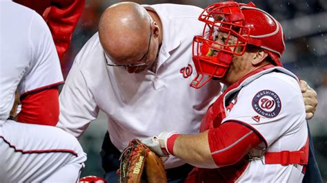 Nationals Catcher Wilson Ramos Injures Knee At The Plate Mri Pending