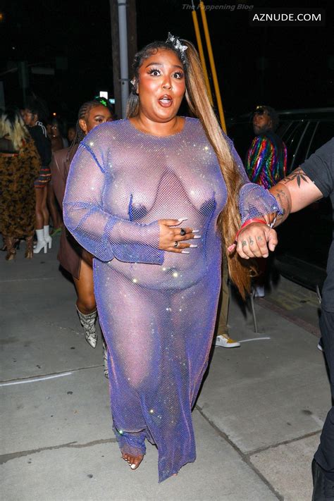 Lizzo Sexy Seen Flaunting Her Boobs In A Hot Revealing Dress At Cardi