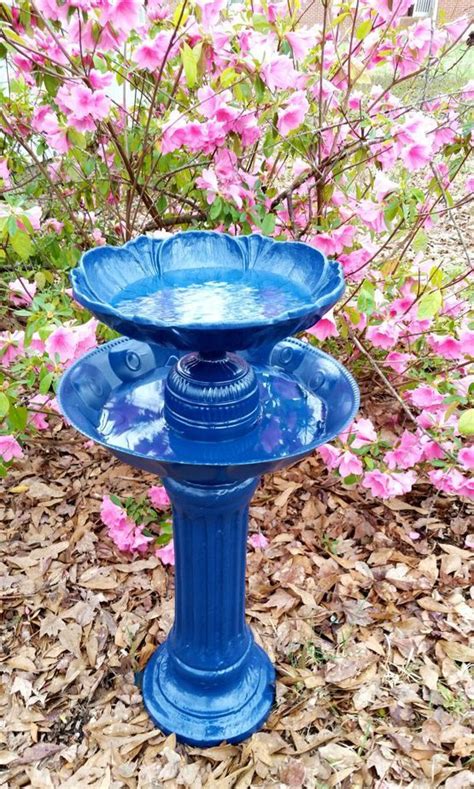Birds, insects, and even frogs will come to drink and. 25 Stellar Bird Bath Ideas for Your Backyard in 2020