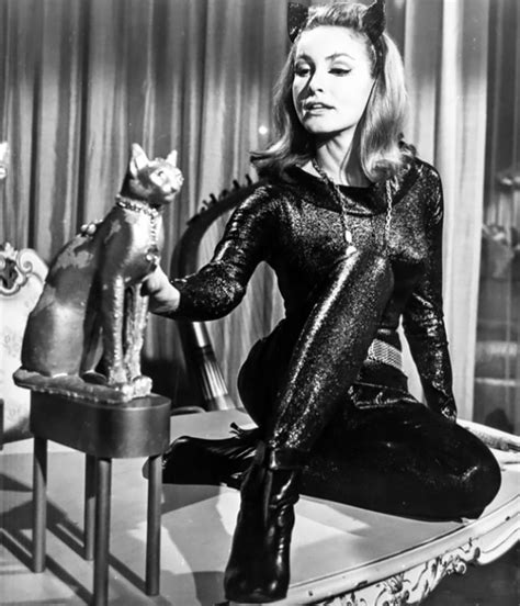 Beautiful Photos Of Julie Newmar As Catwoman In Batman Tv Series 1966 1968 Viralbandit