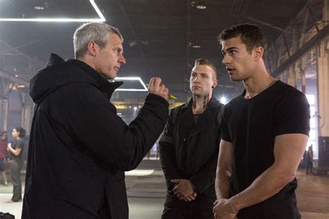 director neil burger finds connection success with divergent