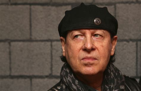 Watch Scorpions Singer Klaus Meine Say Thanks And Talk About What The