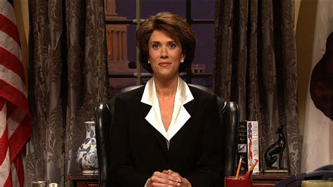 Watch Saturday Night Live Highlight Nancy Pelosi