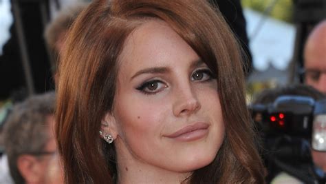 Lana Del Rey Had A Different Stage Name Before She Became Famous