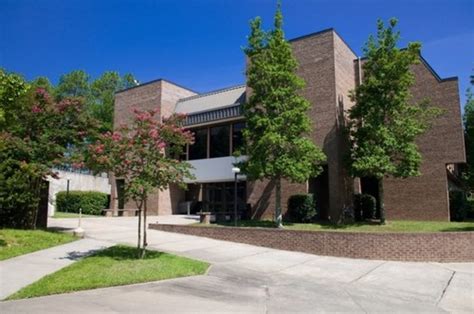 The 9 Worst Colleges in the U.S. - Owlcation
