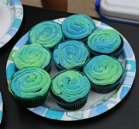 Blue And Green Cupcakes Green Cupcakes Food Desserts