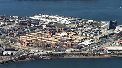 Rikers Island Fire Erupts In Solitary Confinement Unit Injuring 20 As