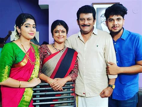 Thatteem mutteem is a malayalam television serial, read the synopsis, episodes, cast & crew with character names and original names. Manju Pillai: Thatteem Mutteem: Manju Pillai shares a ...