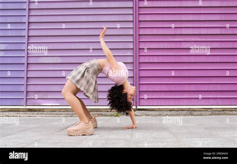 Young Woman Bending Over Backwards Hi Res Stock Photography And Images