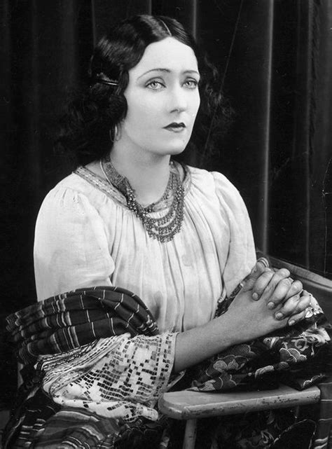 gloria swanson 1925 silent film stars old hollywood glam hollywood icons