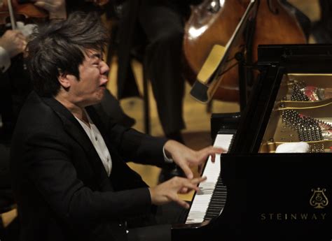 Lang Lang Is Brilliant But Bored In Concert With La Philharmonic
