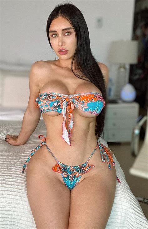 ‘mexican kim kardashian reportedly dies after butt lift surgery au — australia s