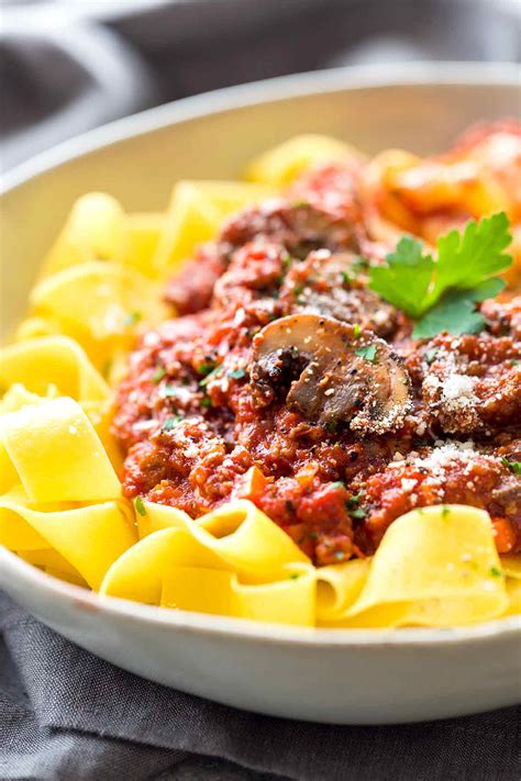 Reduce heat to low and allow the mixture to simmer for 30 minutes. Beef Bolognese Sauce with Pappardelle Pasta | Jessica Gavin