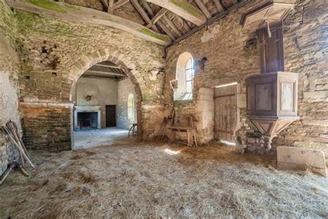 18th Century Castle For Sale In Saone Et Loire France — Captivating Houses