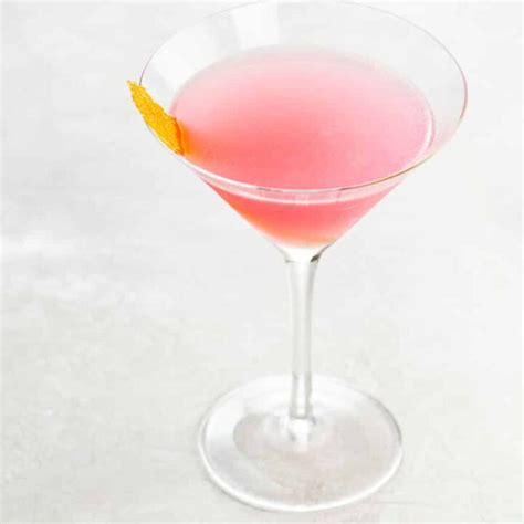 Best Cosmopolitan Cocktail Recipe Easy And Homemade 2023