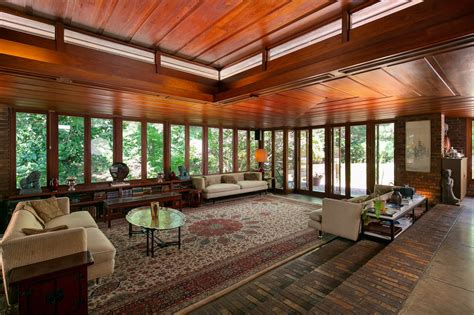 A Frank Lloyd Wright Home In Kansas City Is Headed To Auction
