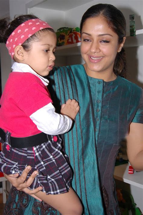 Jyothika And Her Daughter Photos Hot Desi Actress Stlls
