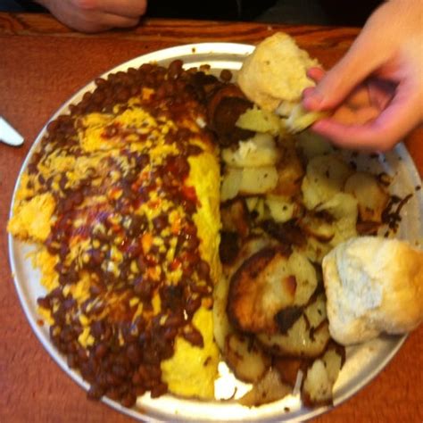 How to make stuffed french toast !reakfast to break your fast the meal usually eaten in the mornings to wake yourself u# from your little slumber $t can howe%er be en&oyed any time of day not &ust mornings ' classes breakfast delight with a twist stuffed french toast can add a smile to anyone. Broken Yolk Cafe - Breakfast Spot in San Diego