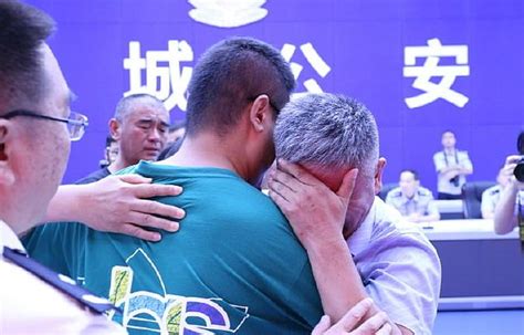 Father Reunited With Son Abducted YEARS Ago After Travelling Miles Around China In