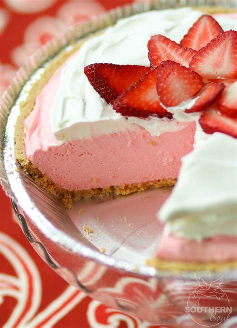 987 desserts using whipping cream products are offered for sale by suppliers on alibaba.com, of which dessert tools. Strawberry Jello Pie - A Southern Soul | Strawberry jello ...