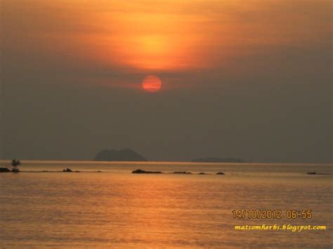 The serene location makes the resort more appealing to tourists. Diari Simpang Kiri: TELUK GOREK,MERSING JOHOR