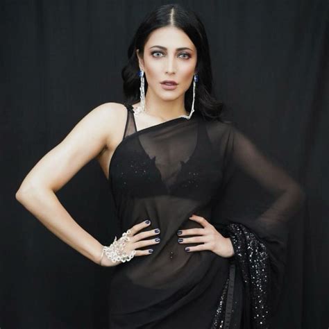 Shruti Haasan Looks Like A Slayer In This Gorgeous Black Saree By