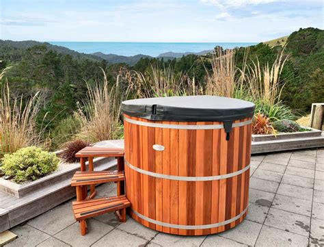 Projects Cedar Hot Tub