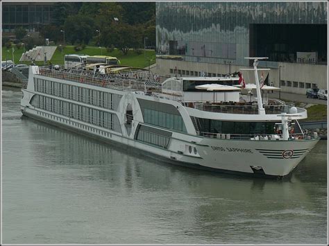 We are closely monitoring the ongoing government restrictions for travel. Am 14.09.2010 lag das MS SWISS SAPHIRE in Linz vor Anker ...