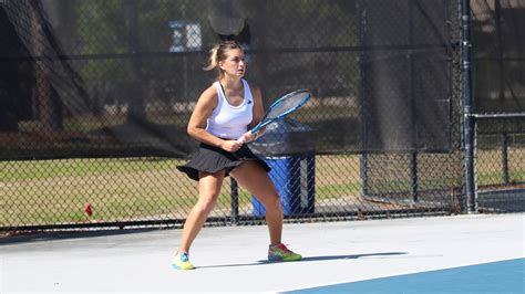 Ana Gonzalez 2023 24 Women S Tennis College Of Coastal Georgia