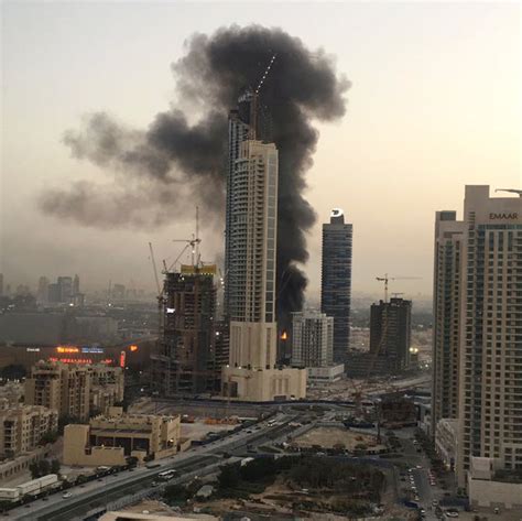 Skyscraper Fire Near Dubais Biggest Mall Shrouds City In Smoke Itv News