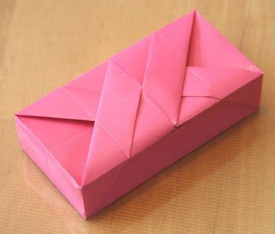May 04, 2019 · don't be surprised if your gift is immediately reciprocated with a gift of equal value as this is the way chinese people say thank you. 10 Creative Gift Wrap Ideas - How To Build It | Origami ...