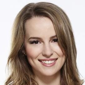 This is when she first expressed an interest in acting and. Bridgit Mendler - Rotten Tomatoes