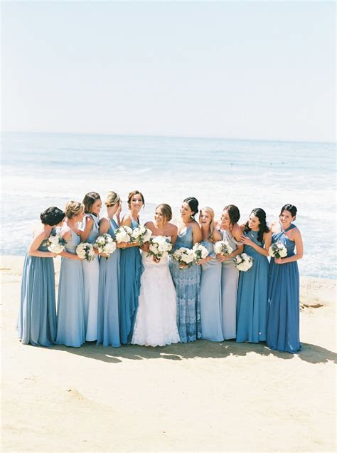 Bring That Blue And White Beach Theme Into Your Garden Wedding Blue