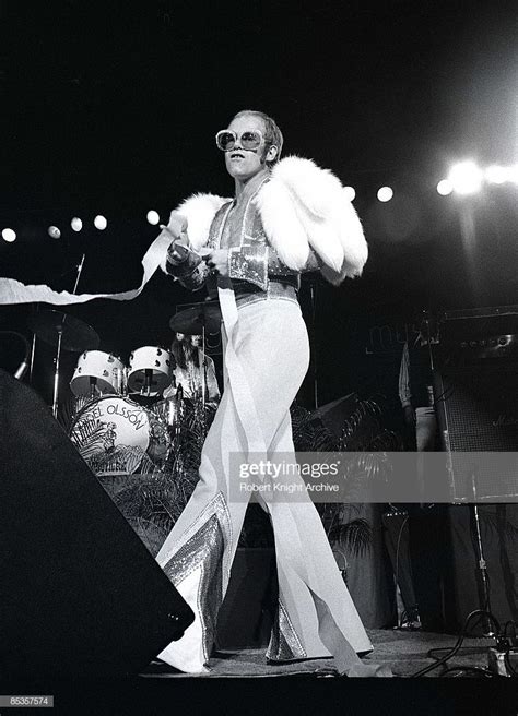 Photo Of Elton John Elton John Performing On Stage Full Length Fur в