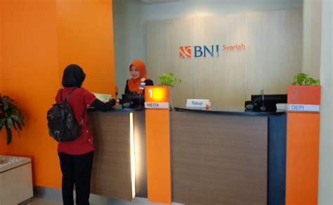 Hong leong bank malaysia menawarkan pelbagai produk dan perkhidmatan pembiayaan peribadi dari pinjaman, kad kredit, perbankan atas talian, perbankan mudah alih dan banyak lagi. 5 Jenis-Jenis Kantor Bank Lengkap