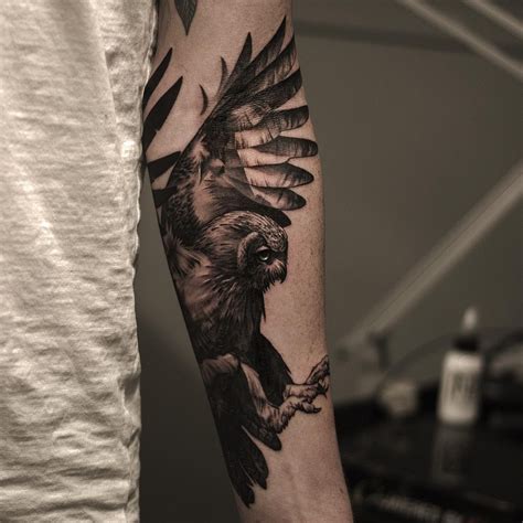 Flying Owl Tattoo On The Arm Owl Tattos Design Ideas Pinterest