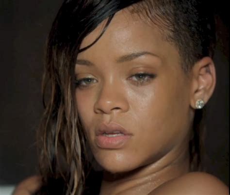 Rihanna Feat Mikky Ekko Stay Video Premiere Gangstersaysrelax We
