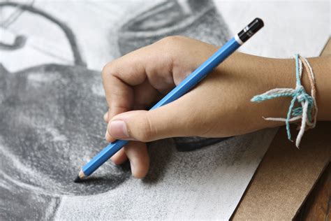 To draw, you only need a writing utensil and a sheet of paper. Pencil Drawing Techniques for Beginners | Udemy Blog