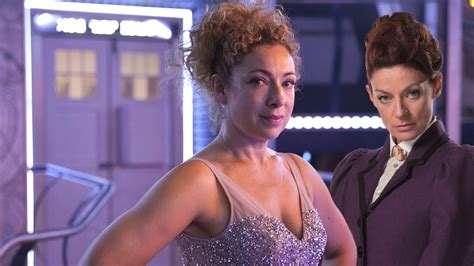 ‘doctor Whos Day Roundup Missy Cosplays As River Song Anglophenia