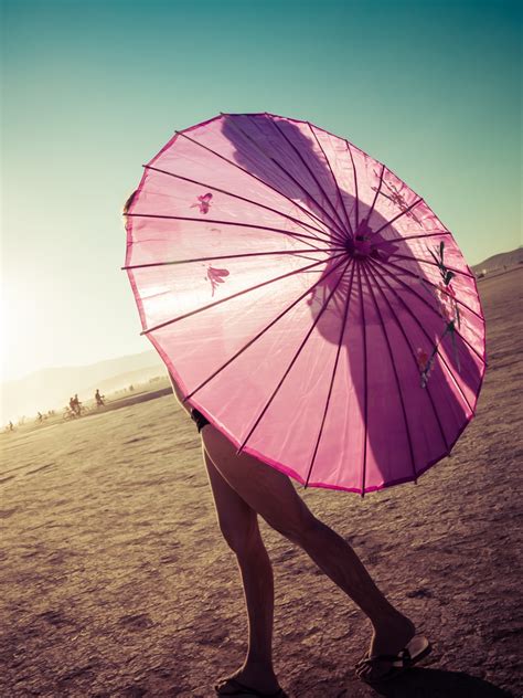 Pink Umbrella Wallpaper 4k Girl Sunrise Shadow Clear Sky Blue