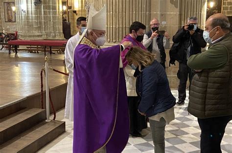 La Catedral Acogió La Imposición De La Ceniza