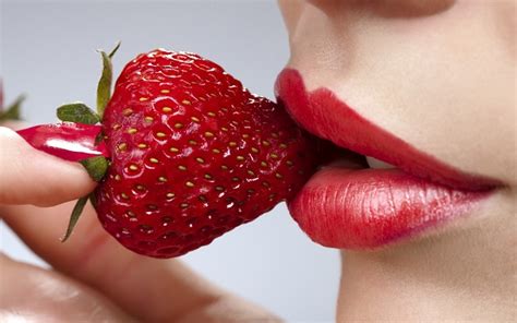 Sexy Strawberries Foods That Affect Your Sex Life