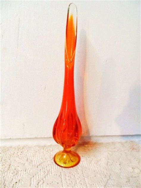 Beautiful Viking Amberina Epic Leaf Swung Vase Stretch Swung Art Glass In Epic Orange And Yellow