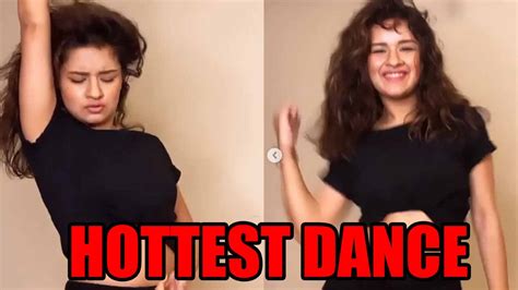 checkout video avneet kaur s sexy dance is the hottest thing on the internet today iwmbuzz
