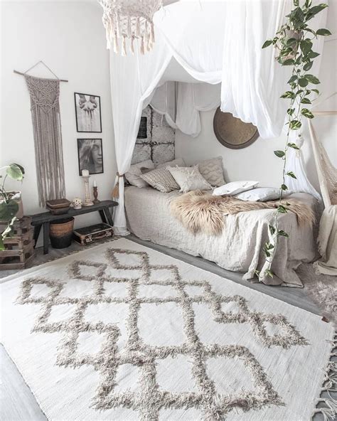 60 Bohemian Minimalist With Urban Outfiters Bedroom Ideas Bohemian