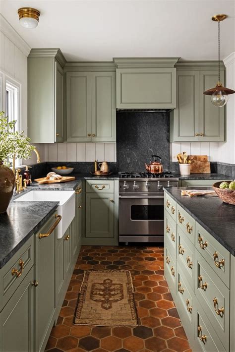 The Kitchen Cabinet Color That Will Be Everywhere This 2021