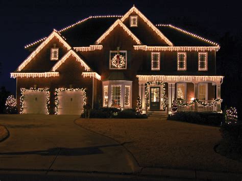 Christmas Outdoor Icicle Lights Liven Your Home With Holiday Mood