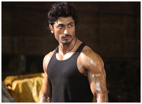 Watch air force one 4k for free. MEN'S BOOKMARK: Bollywood Movie Hot Actor/Model - Vidyut ...